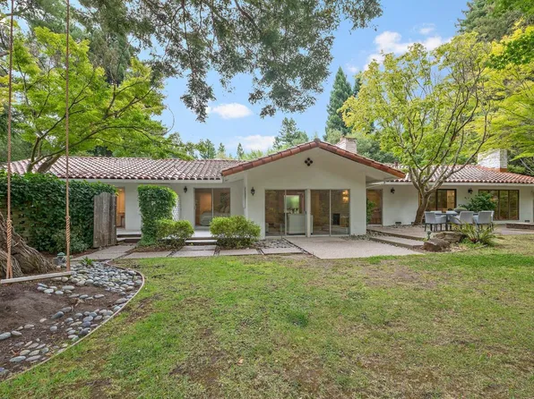 235 Willowbrook Dr, Portola Valley, CA 94028