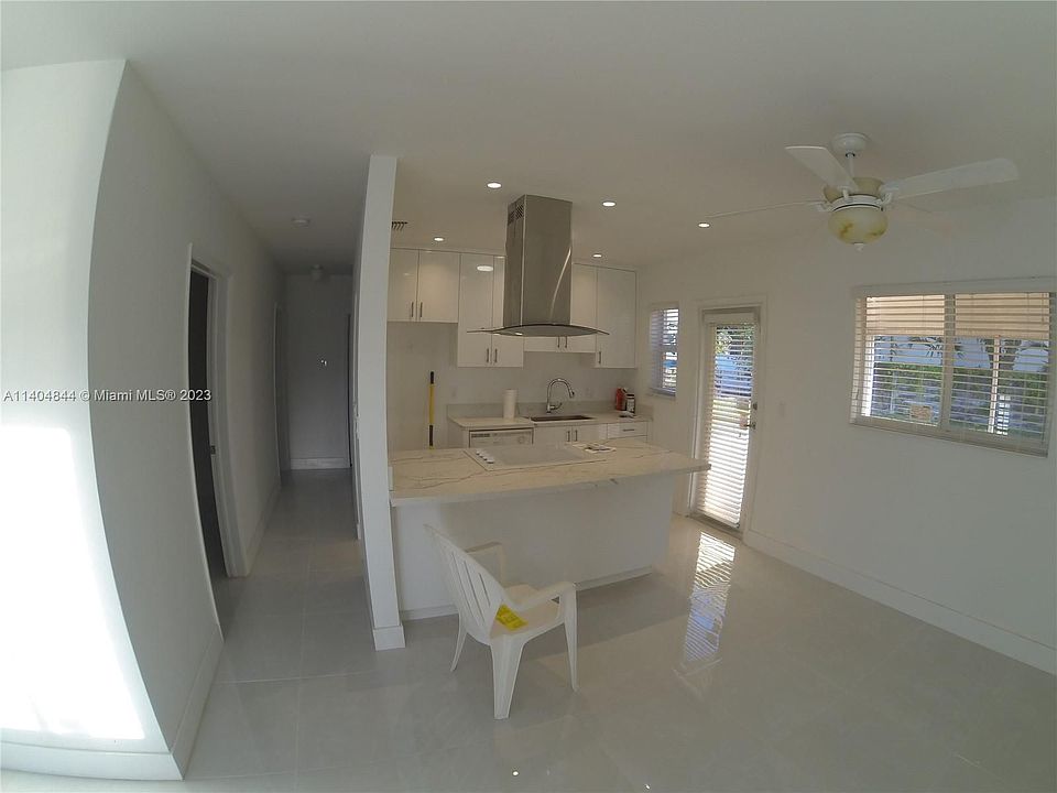 2nd image of 7410 SW 39th Ter
