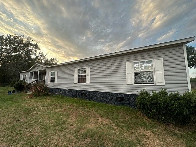1st image of 120 Live Oak Dr