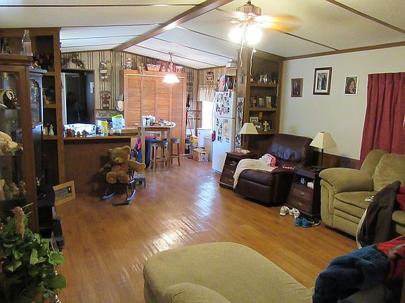 3rd image of 2424 Drum Dr
