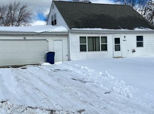 363-1 Lahonda Dr, Valparaiso, IN 46385