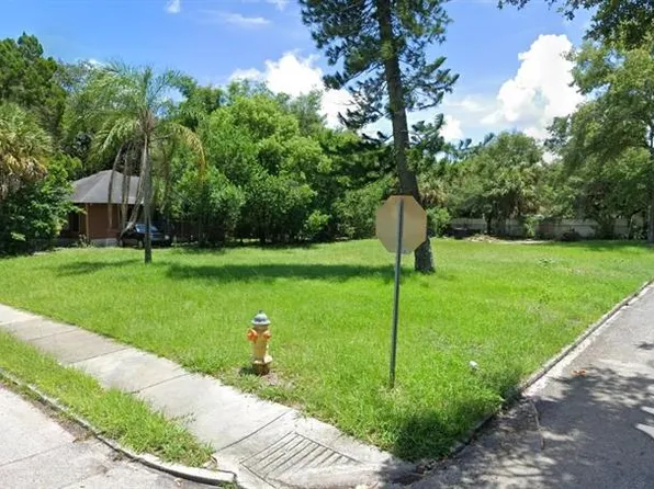 1036 Newton Ave S #14, Saint Petersburg, FL 33705