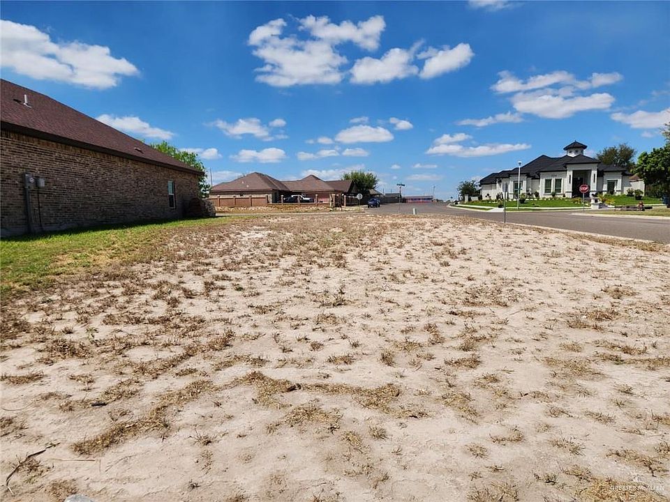 1st image of 504 N Kika De La Garza Blvd