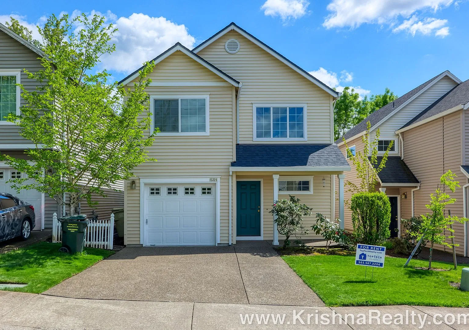 Charming 3 BD* 2.5 BA* Single Family Home Ideally Located in the Heart of Bethany Near Nike, Inte... — Photo 1