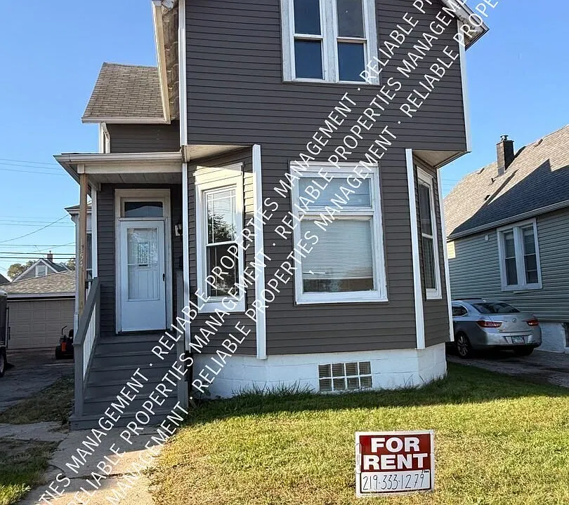 1154 Michigan St