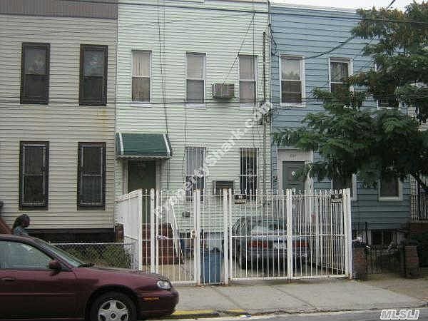 2nd image of 225 Fountain Ave