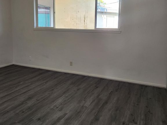 5th image of 11225 Brockway Ave APT 4