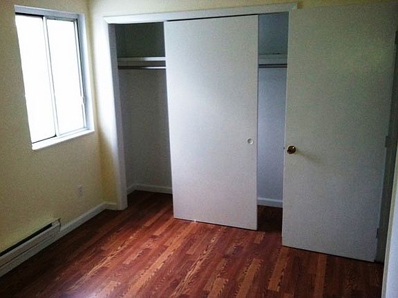 2nd image of 17 Daniele Ln APT 40