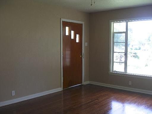 3rd image of 1203 W EL MONTE BLVD
