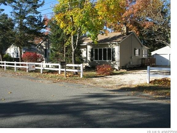 3rd image of 2318 6th Ave