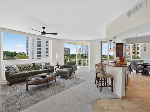 4255 Gulf Shore BLVD N #204, NAPLES, FL 34103