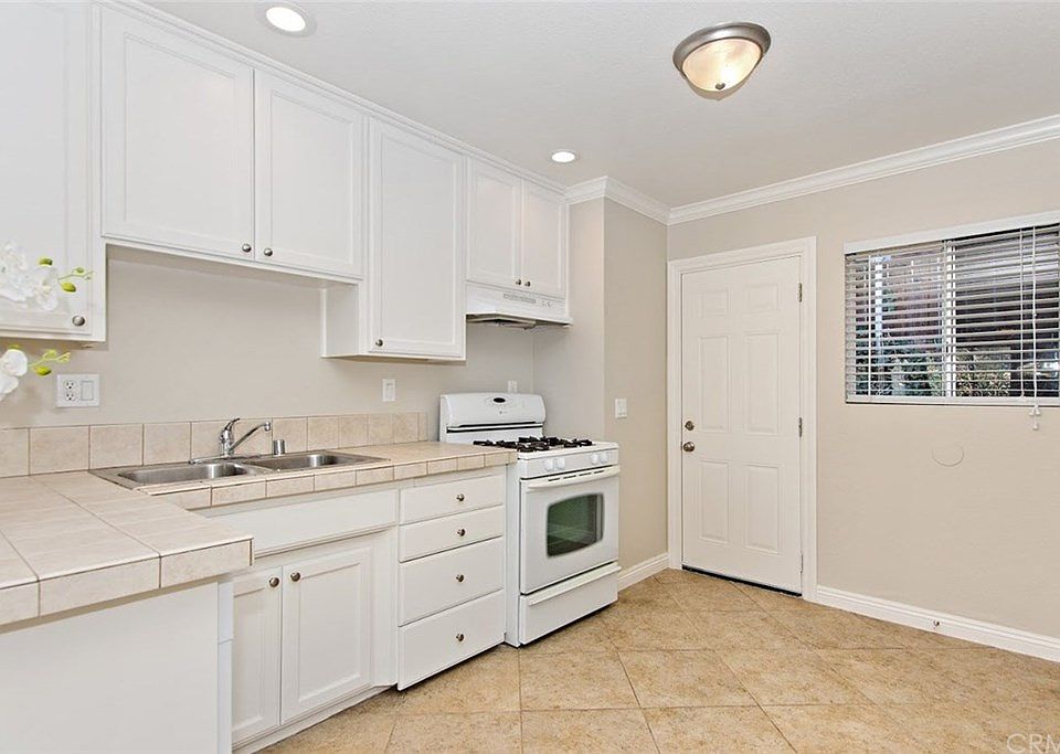 1st image of 35462 Yucaipa Blvd