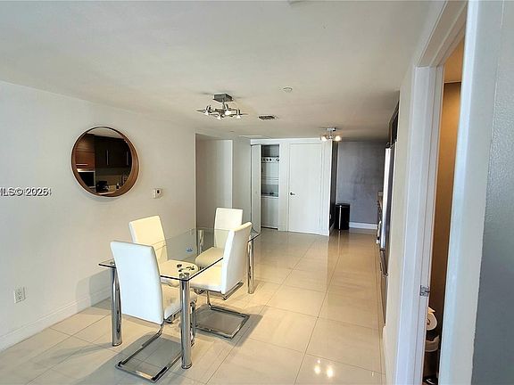 5th image of 485 Brickell Ave APT 2311