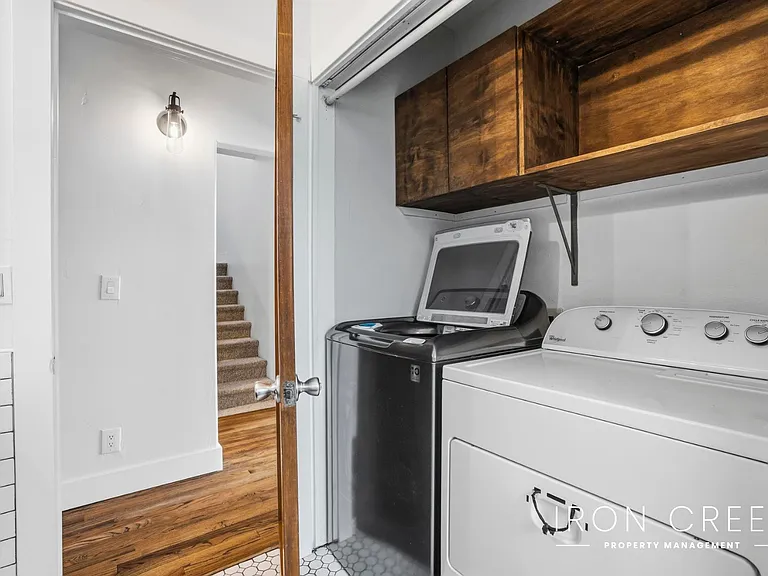 409 W Ada St — Photo 30