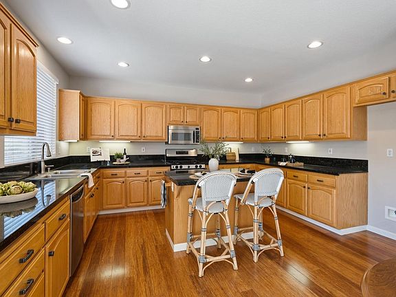 3rd image of 167 Sage Way