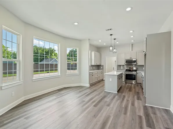 502 S Clinton Ave, Dallas, TX 75208