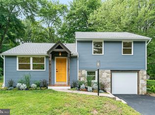 74 Schoolhouse Rd, Chalfont, PA 18914