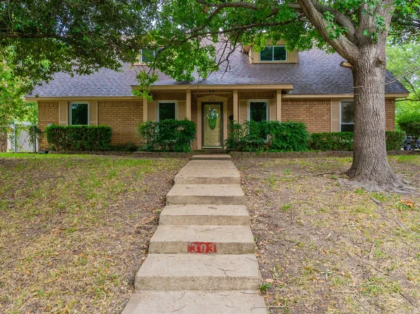 303 Willowbrook Dr, Duncanville, TX 75116