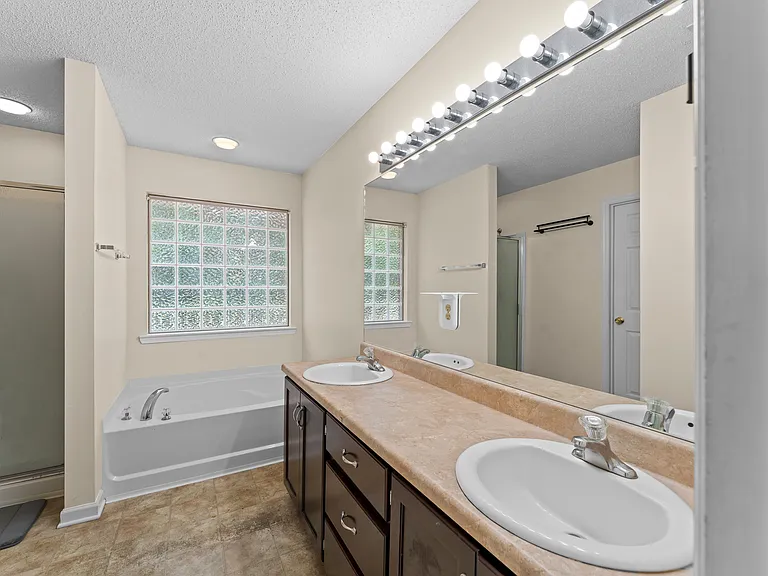 107 Shallowford Cir — Photo 26