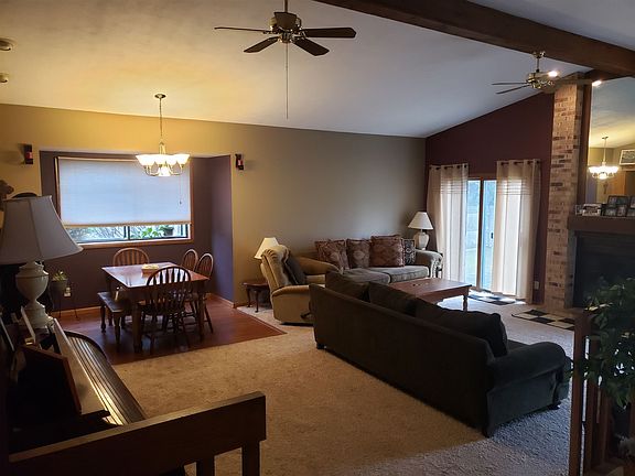 4th image of 3130 Crabtree Ln