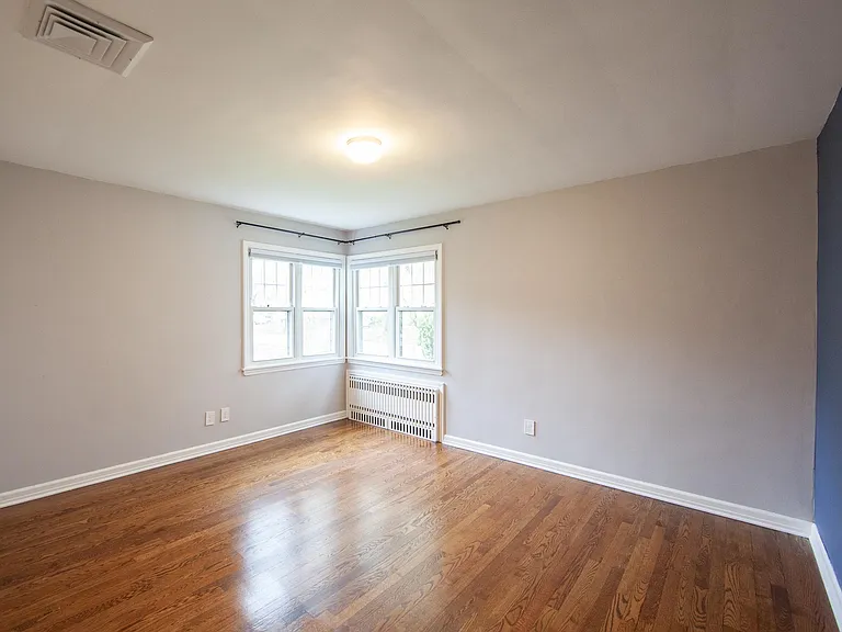 30 Chestnut Hill Pl — Photo 11