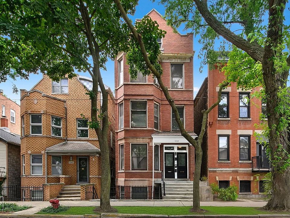 1st image of 1632 N Wood St #1