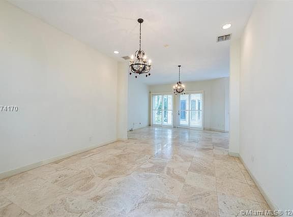 Luxury single family home in Aventura, Florida!