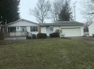 3715 Ravenwood Dr SE, Warren, OH