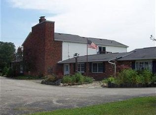 8020 Leavitt Rd, Amherst, OH 44001