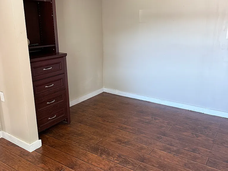 1832 S Glenn Ave — Photo 8
