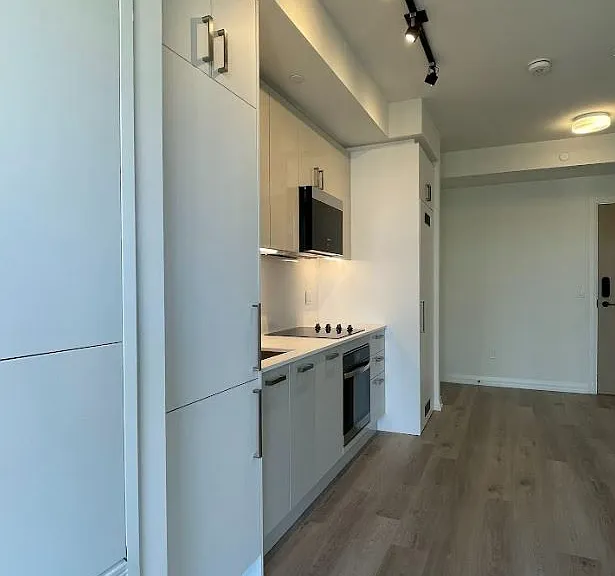 280 Dundas St W #1404 — Photo 6