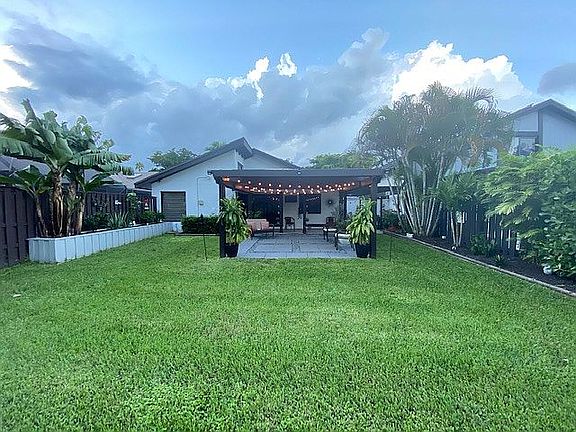 5th image of 1421 E Sandpiper Cir