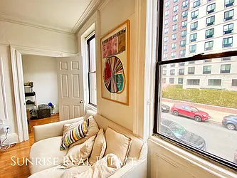 Rented by Sunrise Real Estate