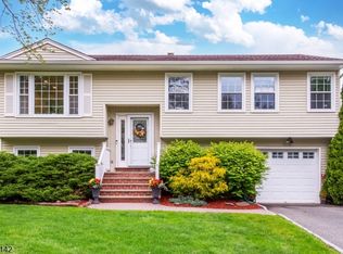 900 Sioux Ave, Parsippany-Troy Hills Twp., NJ 07034