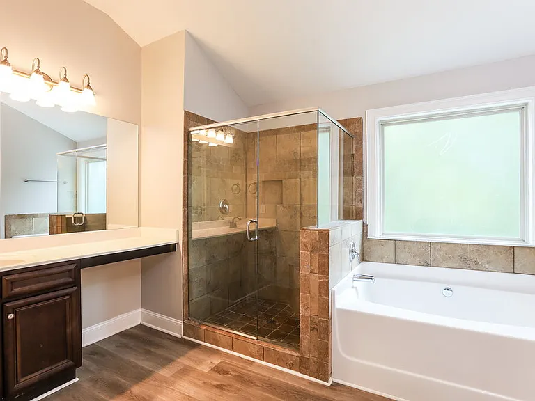 402 Silver Oak Dr — Photo 11