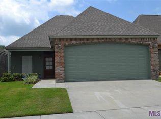 17555 Lake Willow Ave, Baton Rouge, LA 70817