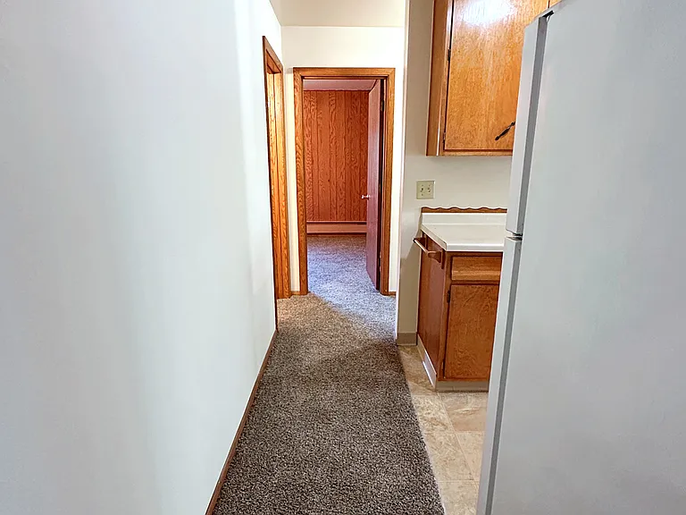 Davern Park Apartments — Photo 37
