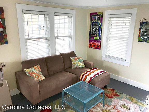 3rd image of 306 Davis St