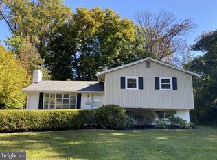 3526 Country Hill Dr, Fairfax, VA 22030