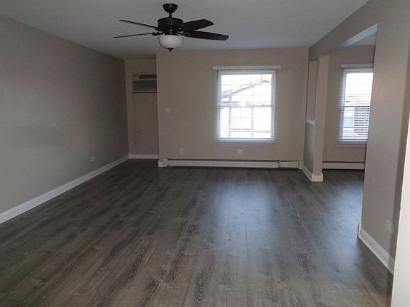 5th image of 9435 S 86th Ct APT 3E