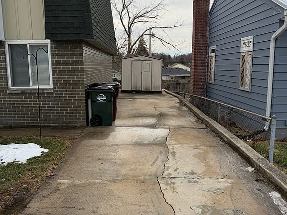 2nd image of 546 Osborn Ave #546