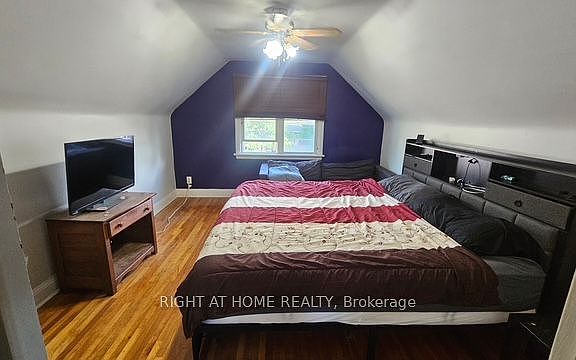 5th image of 110 Howard Ave