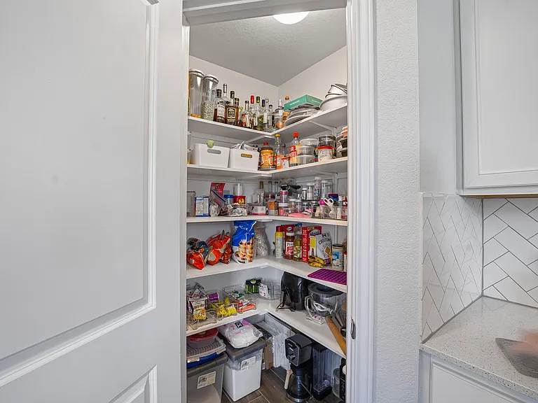 140 Witchhazel Way — Photo 15