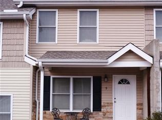 9 English Ivy Rd, Asheville, NC 28806