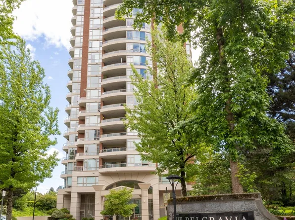 6838 Station Hill Dr #303, Burnaby, BC V3N 5A4