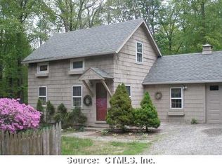 685 Hulls Hill Rd, Southbury, CT 06488