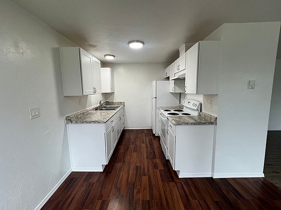 4th image of 6717 Aster St