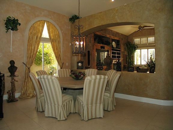 Formal Dining