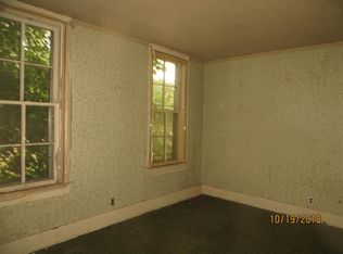 508 7th Ave S, Clinton, IA 52732