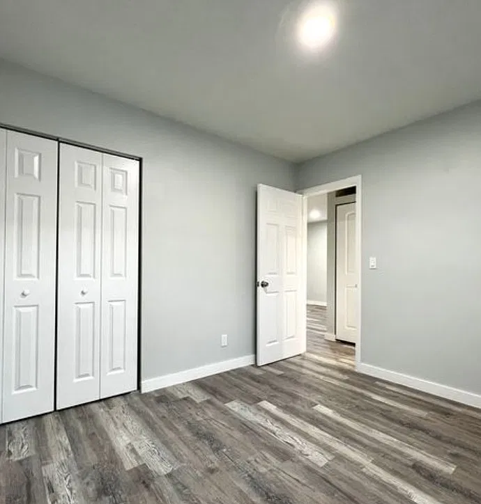 2 bed, 1000 sqft, $1,750 — Photo 2